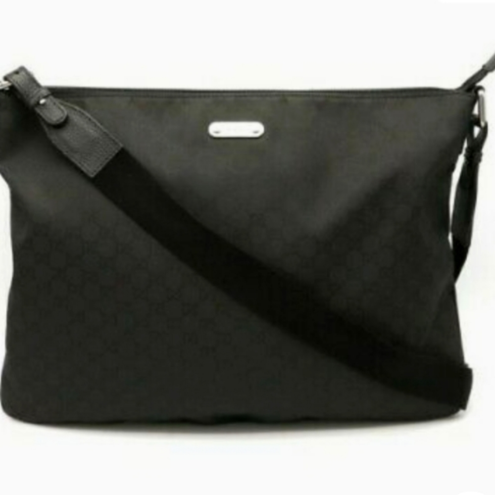 Gucci GG supreme messenger